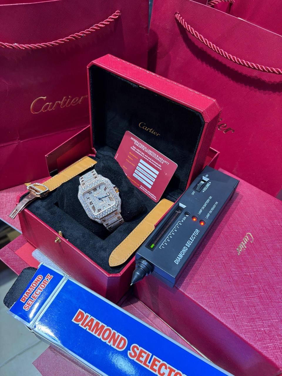 Cartier Santos Certi en Moissanite vvs